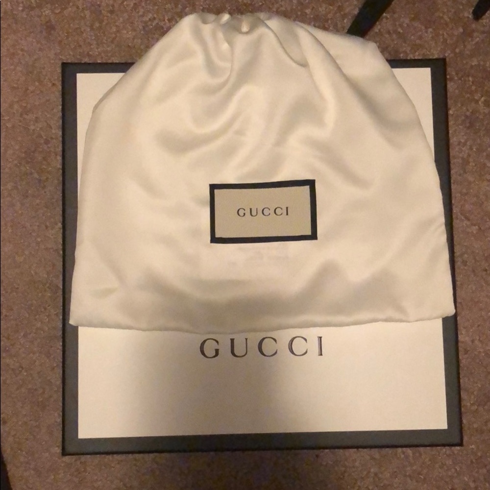 Gucci belt dustbag